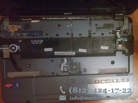Acer Aspire 5536g замена клавиатуры, чистка от пыли, замена термопасты, сборка и разборка.