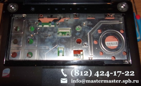 Toshiba Sattelite A300 чистка от пыли, замена термопасты, сборка и разборка.